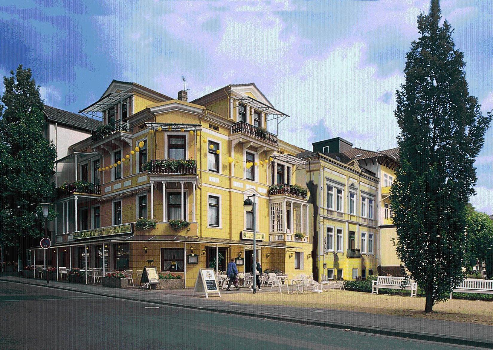 Hotel An Der Hauptallee Бад Пирмонт Екстериор снимка